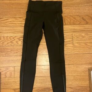 Lululemon olive green Capri leggings